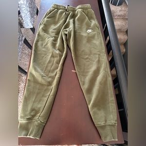 Men’s Nike Sweatpants Size Small. Joggers. Green.